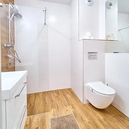 Laguna 12 Polanica-Zdrój